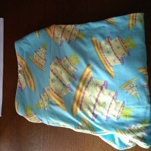 EUC OS Lularoe birthday leggings